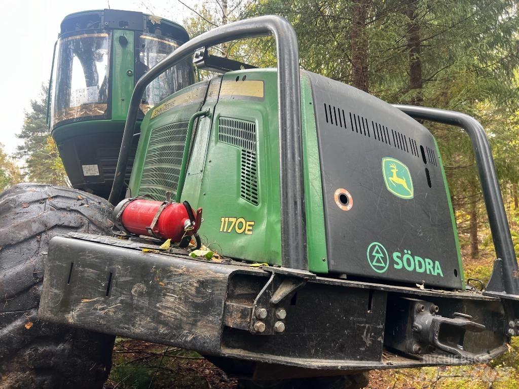 John Deere 1170 E Harvesters