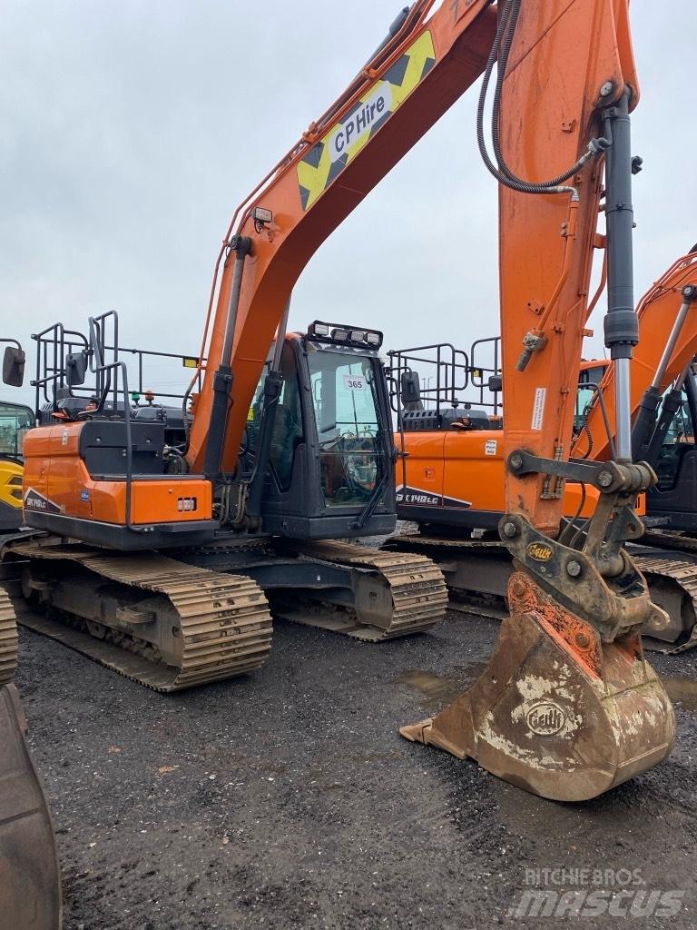 Doosan DX 140 LC Rupsgraafmachines