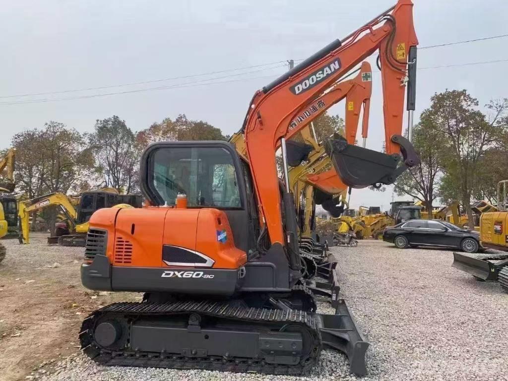 Doosan DX 60 Rupsgraafmachines