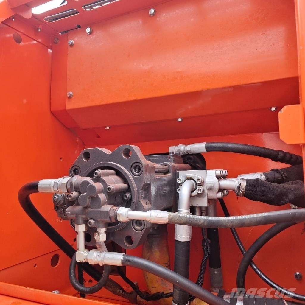 Doosan DX 225 LC Rupsgraafmachines