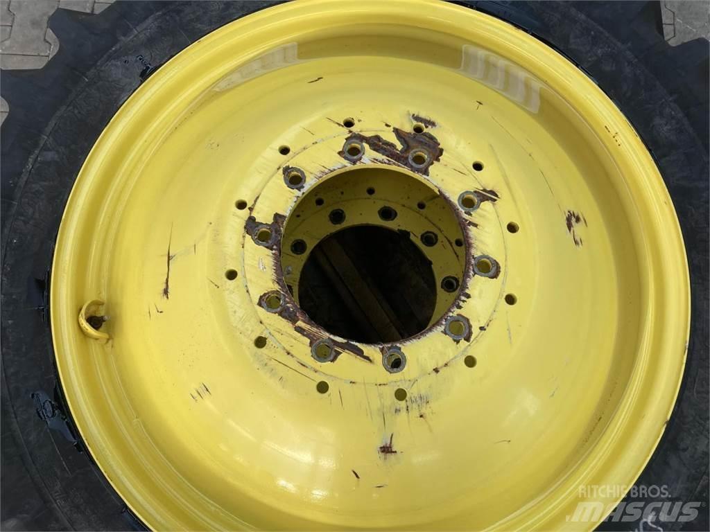 Michelin 320/85R38 Banden, wielen en velgen