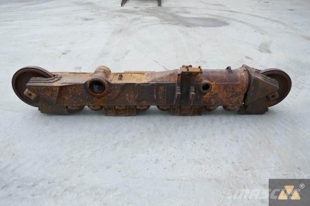 CAT 261-3082 Banden, wielen en velgen