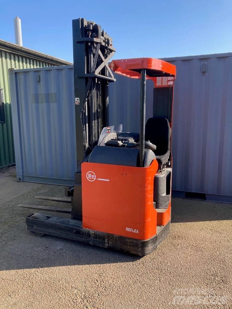 BT RR B 2 Reachtruck voor hoog niveau