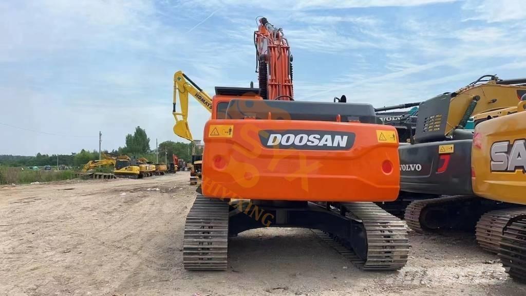 Doosan DX 225 LC Rupsgraafmachines
