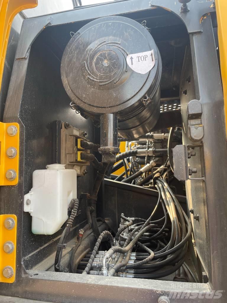 Volvo EC 210 Rupsgraafmachines