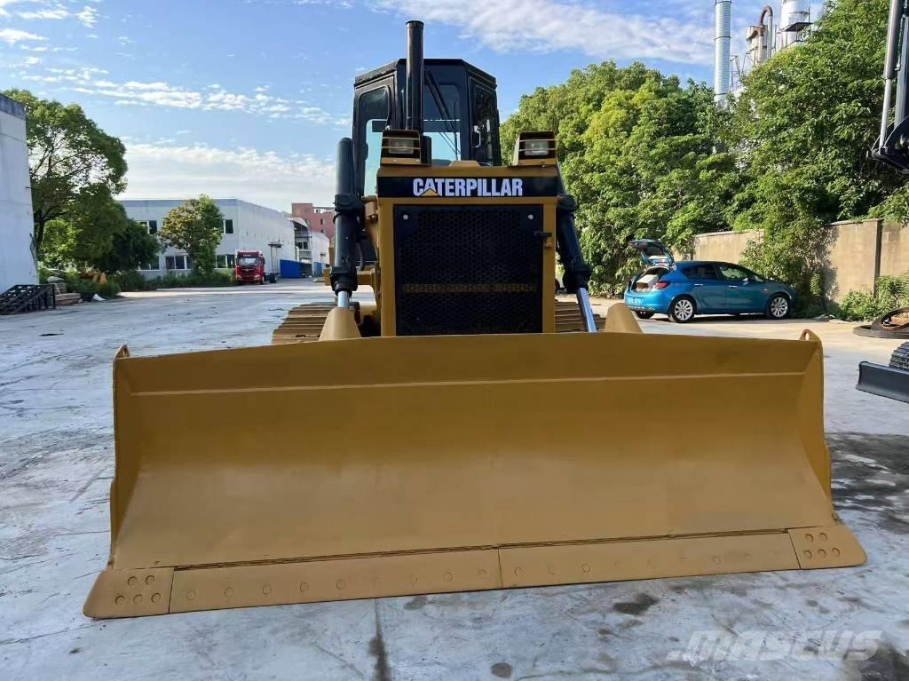 CAT D 7 G Graders