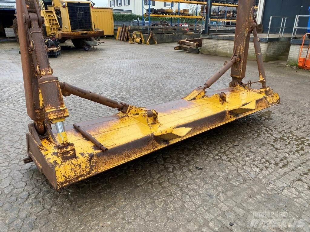 CAT D65 PX Bladen