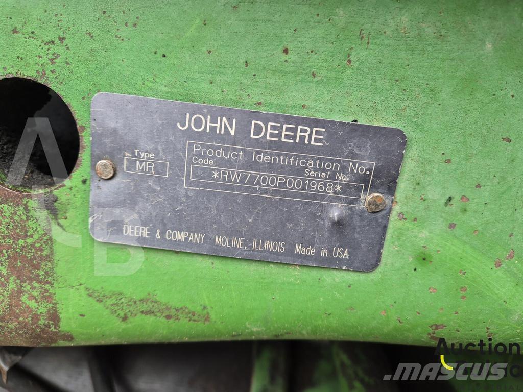 John Deere 7700 Uitrijwagens