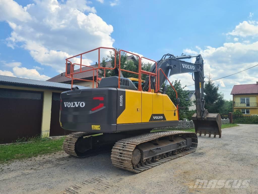 Volvo EC 220 E Rupsgraafmachines