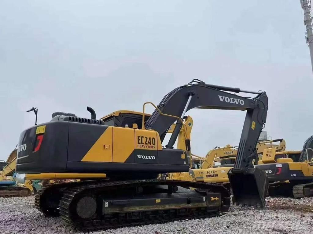 Volvo ec240D Rupsgraafmachines