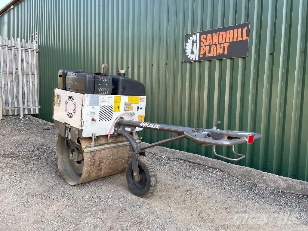 Mecalac MBR 71 Trilrolwalsen