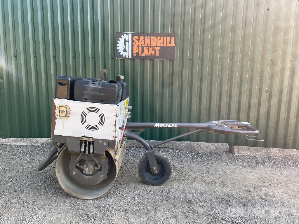 Mecalac MBR 71 Trilrolwalsen