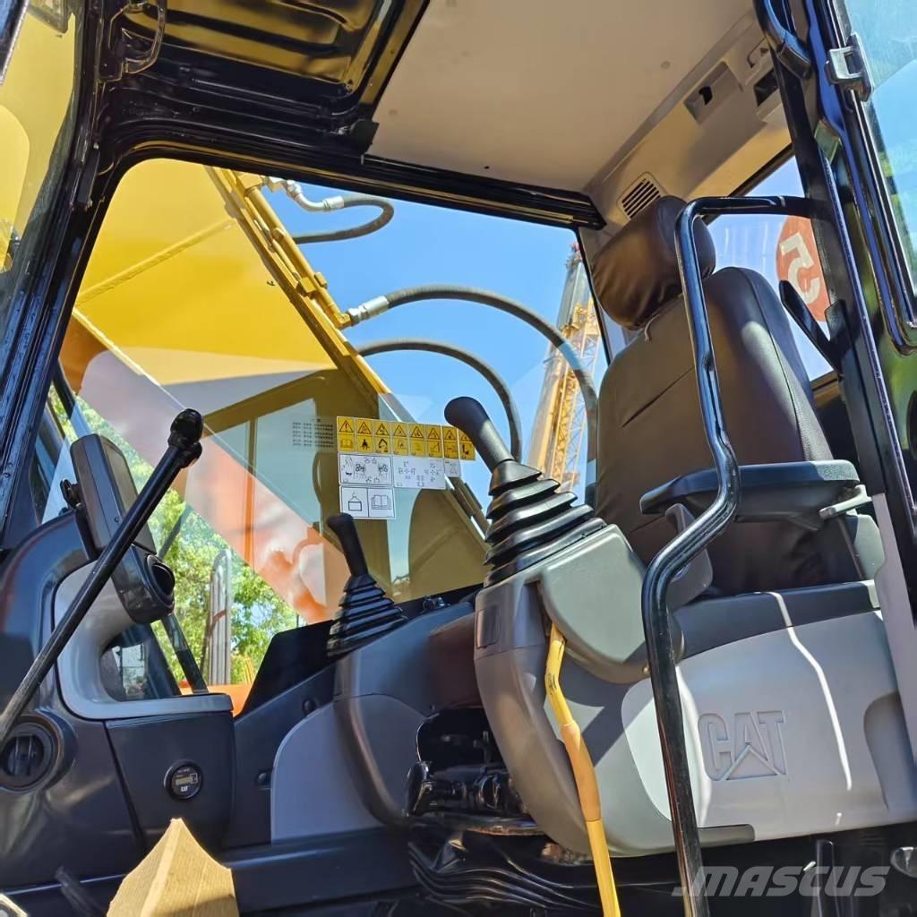 CAT 320 D Rupsgraafmachines