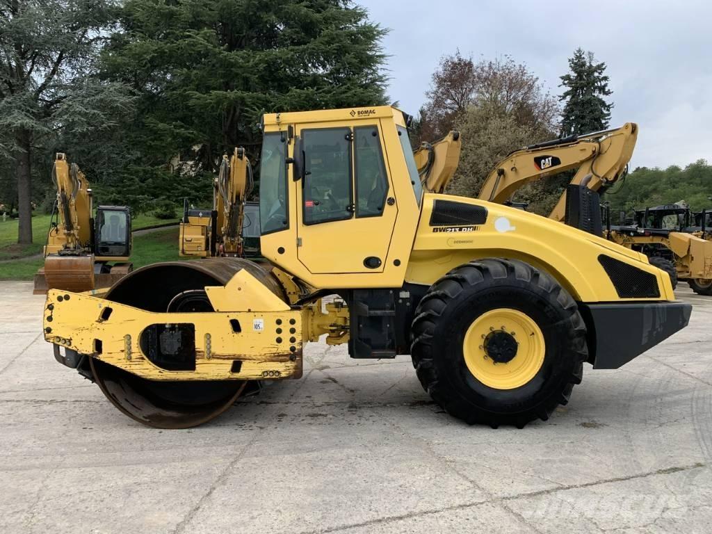 Bomag BW 213 D H-4 i Grondverdichtingsmachines