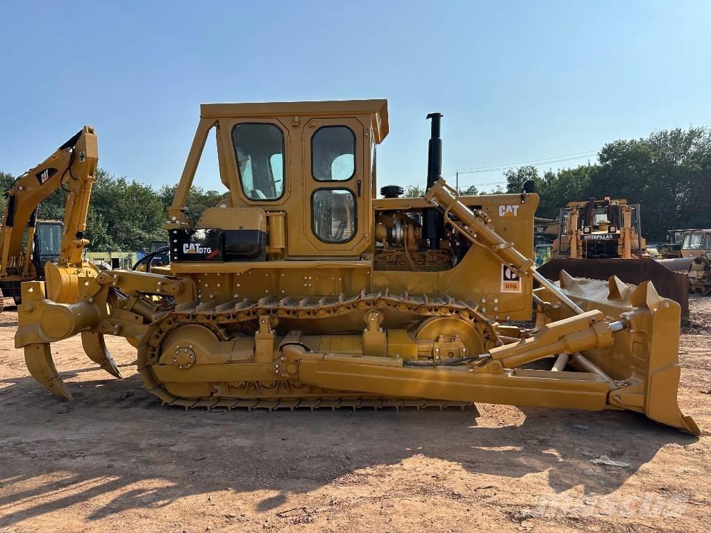 CAT D7G Rupsdozers