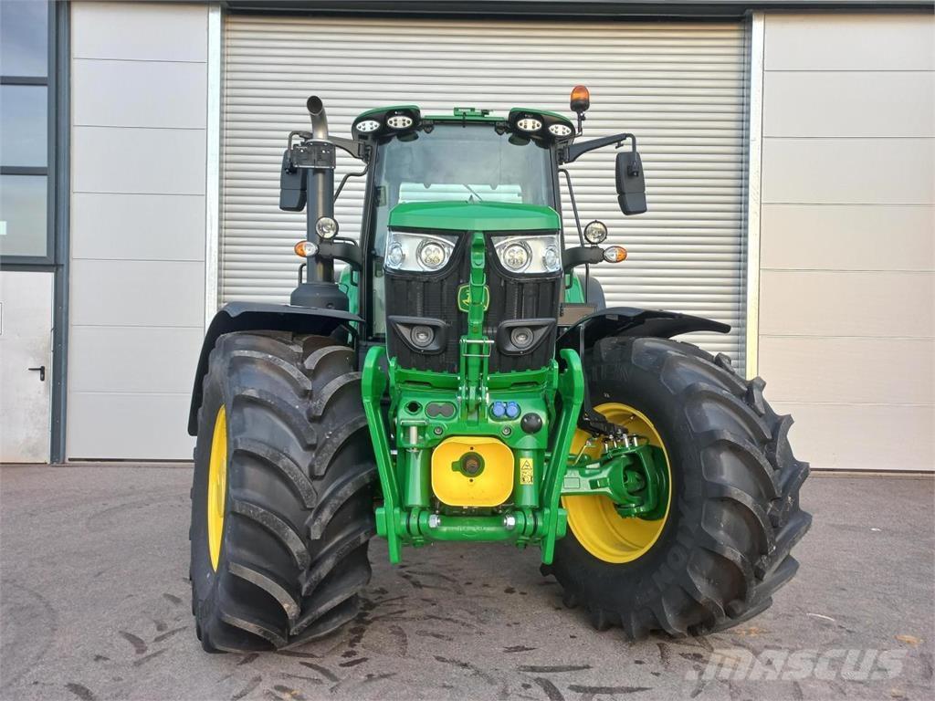 John Deere 6M 155 Tractoren