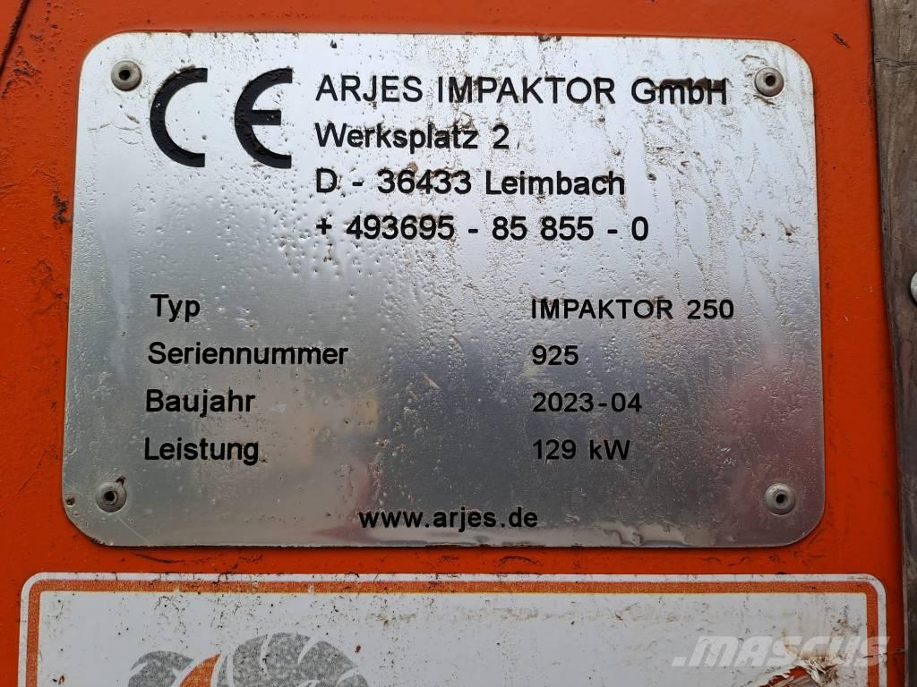 Arjes Impaktor 250 Mobile crushers