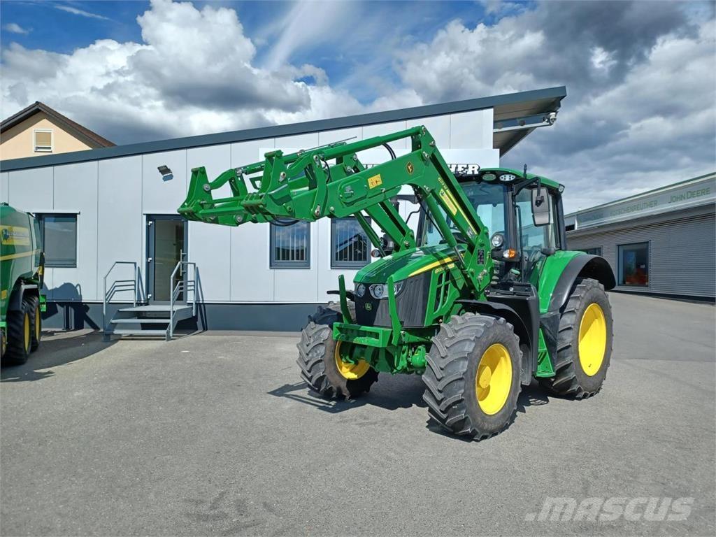 John Deere 6100M Tractoren