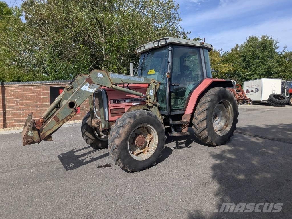 Massey Ferguson 6120 Tractoren