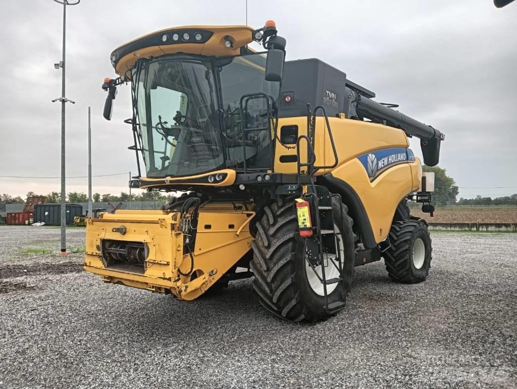 New Holland CR 7.90 Maaidorsmachines