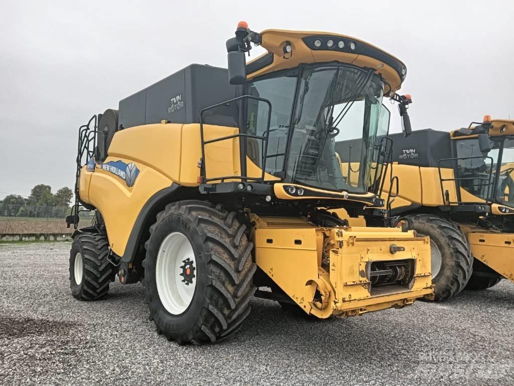 New Holland CR 7.90 Maaidorsmachines