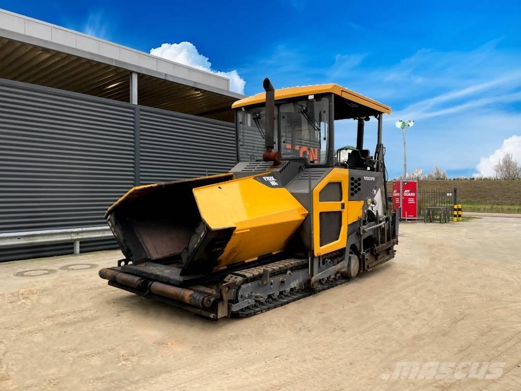 Volvo P7820C Asfaltafwerkmachines