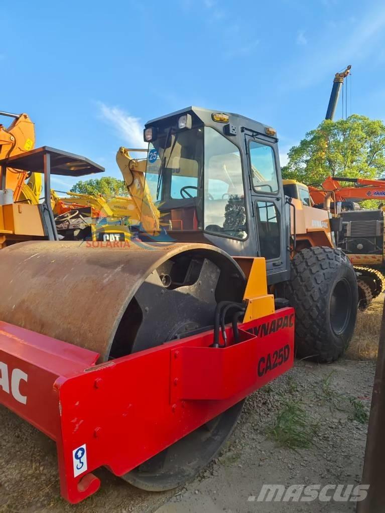 Dynapac CA 25 D Trilrolwalsen