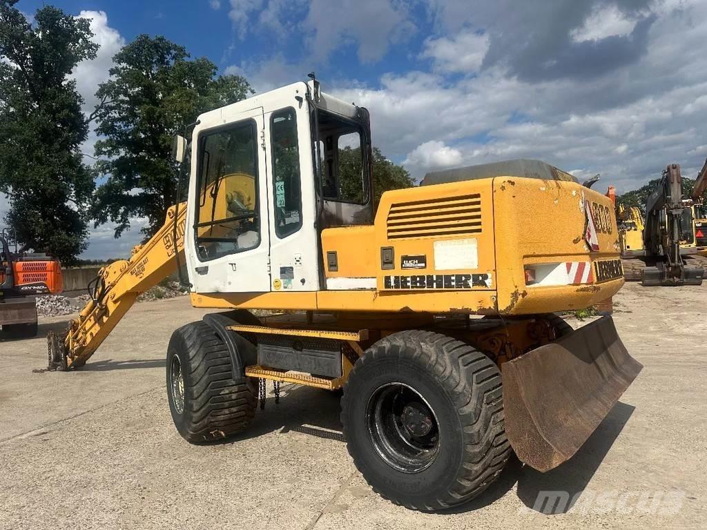 Liebherr A900 Wielgraafmachines