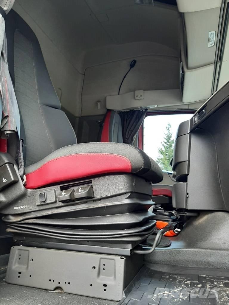 Volvo FH 13 Chassis met cabine