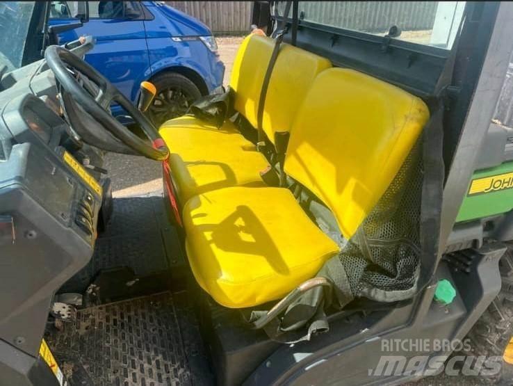 John Deere XUV865M ATV's