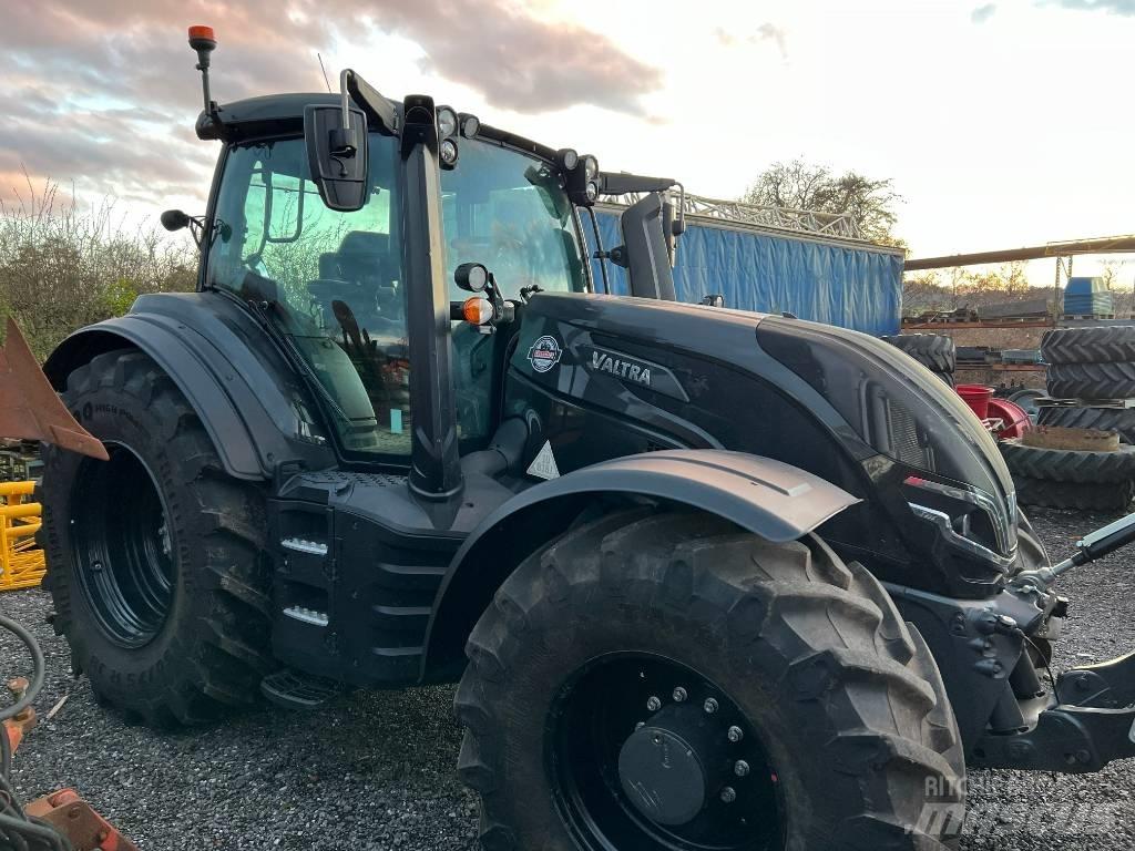 Valtra T 235 Direct Tractoren