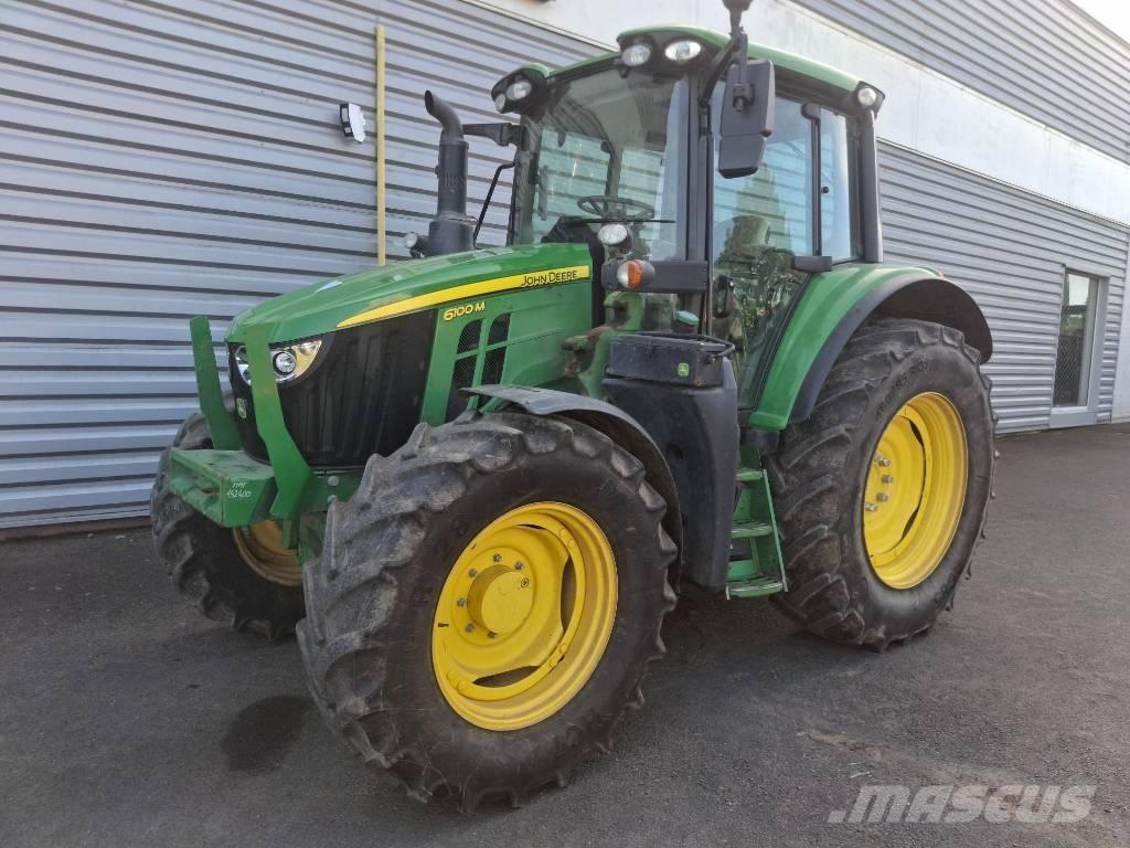 John Deere 6100M Tractoren