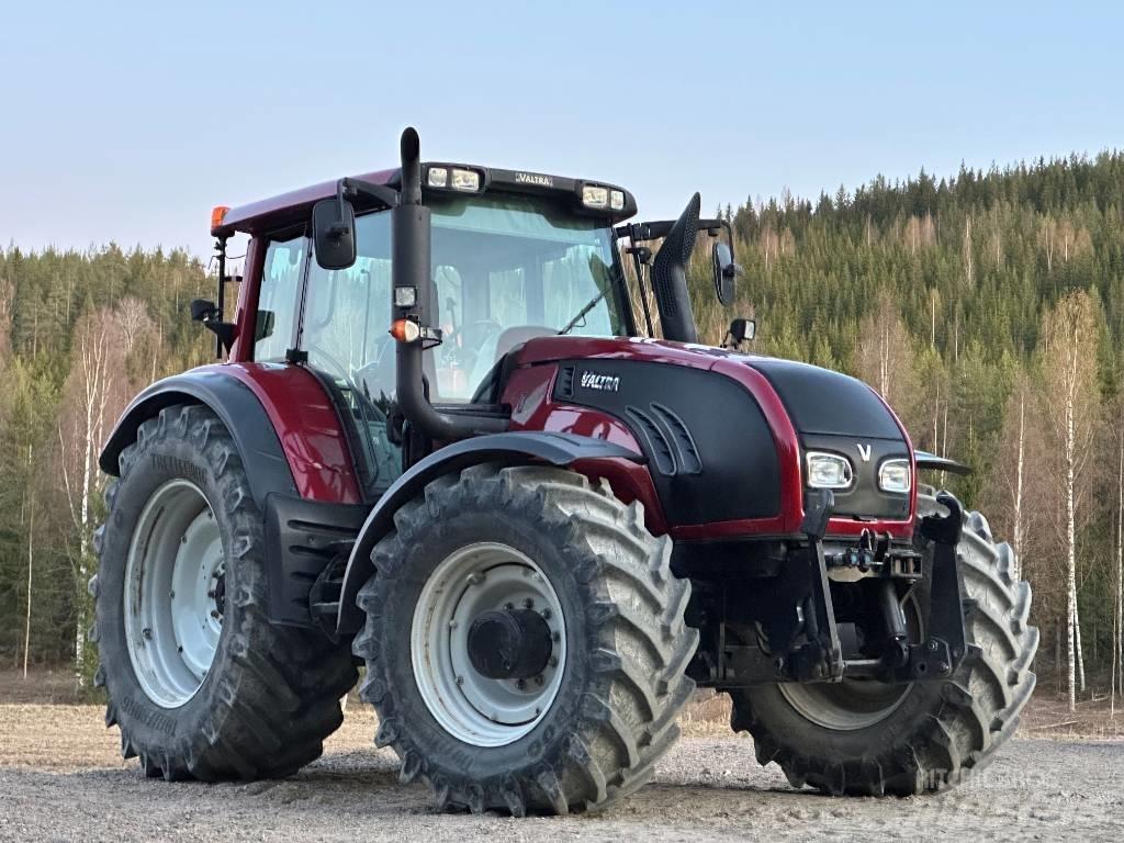 Valtra T 202 D Tractoren