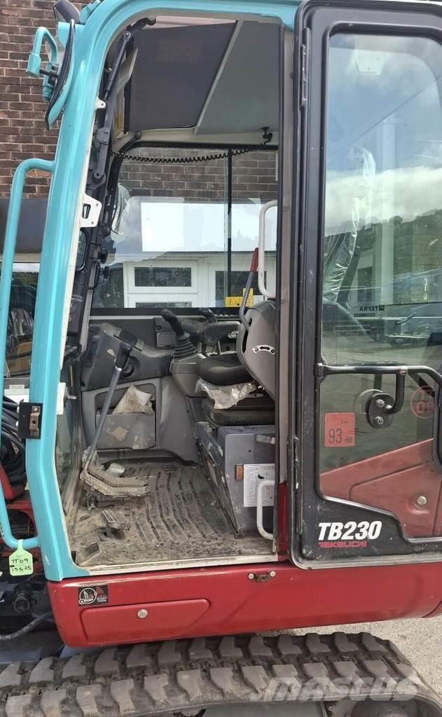 Takeuchi TB230 Minigraafmachines < 7t