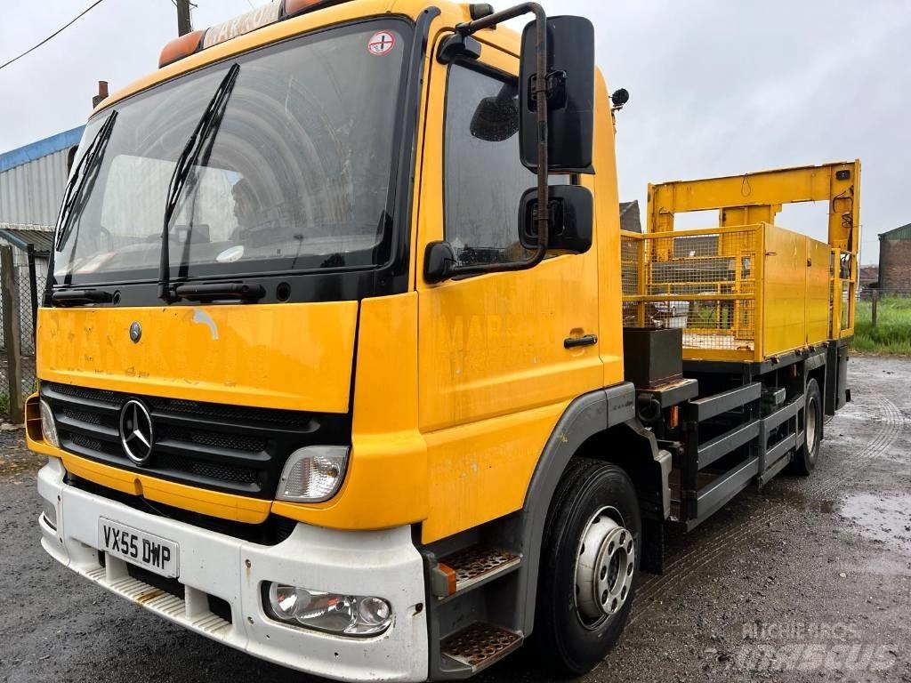 Mercedes-Benz 1318 Anders