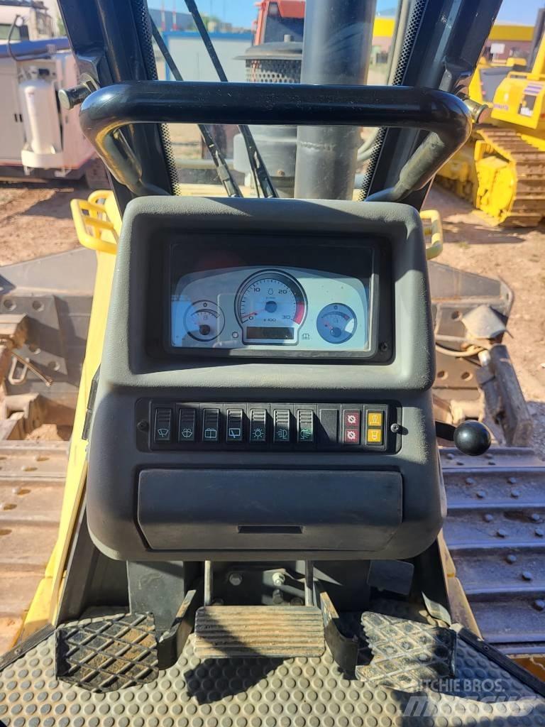 New Holland D 180 Rupsdozers
