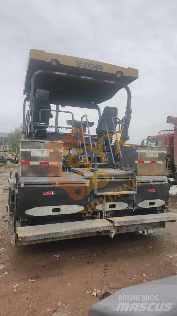 XCMG RP 903 Asfaltafwerkmachines