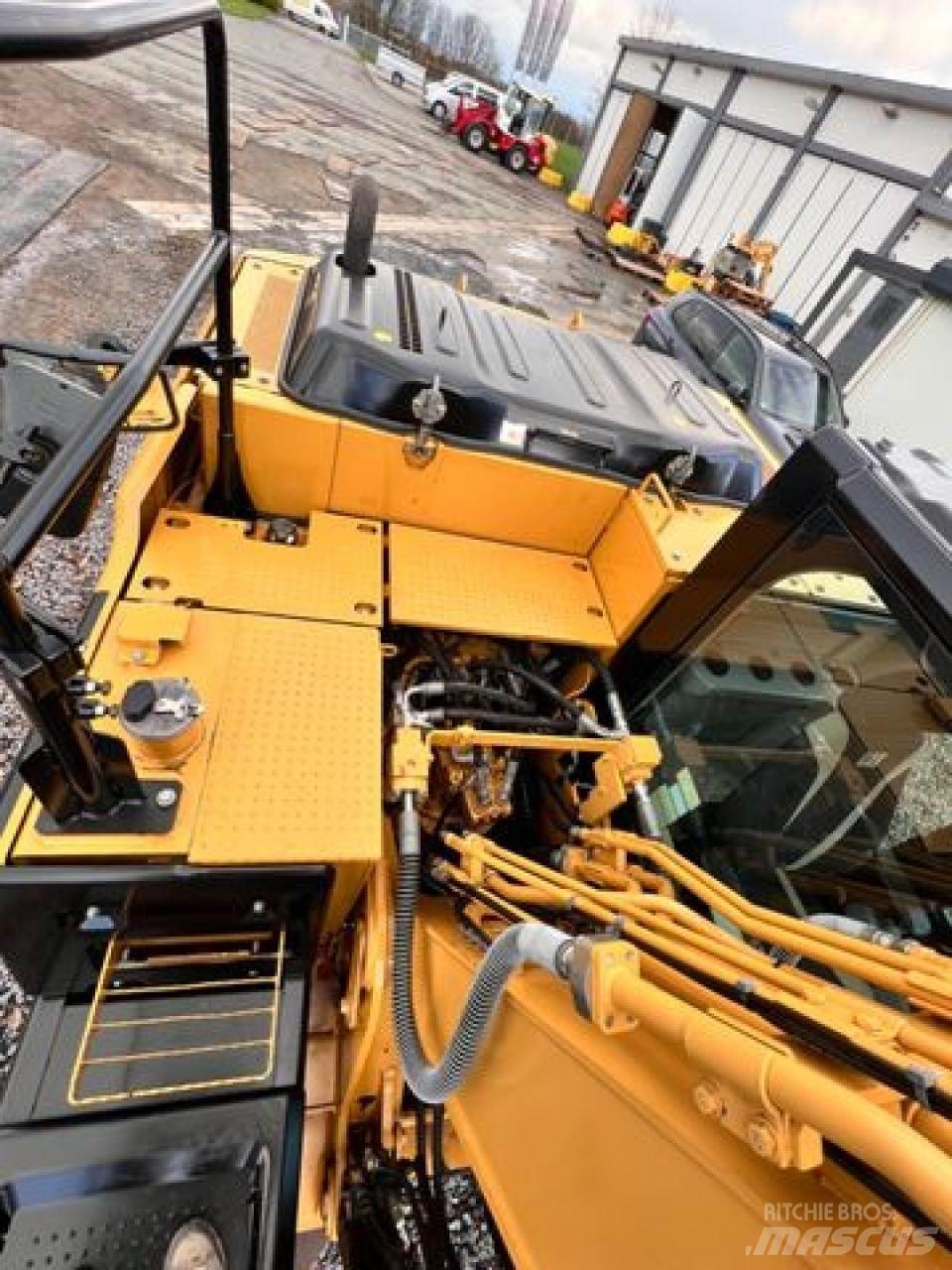 CAT 318EL + HS21 Rupsgraafmachines