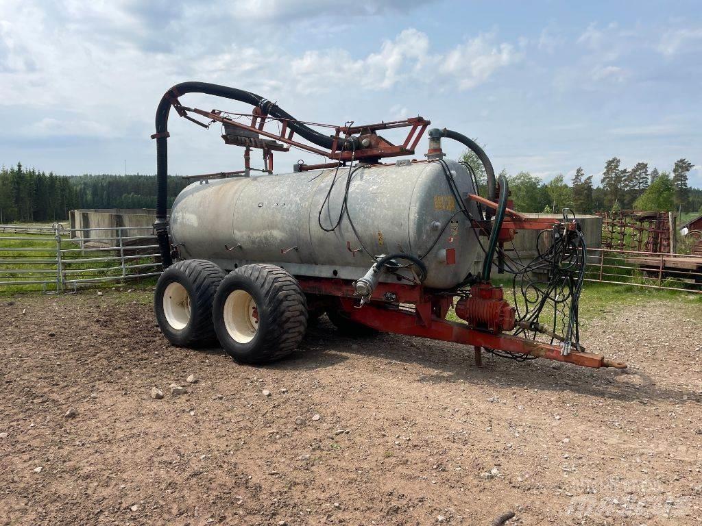 Vaia MB 100 Mesttank