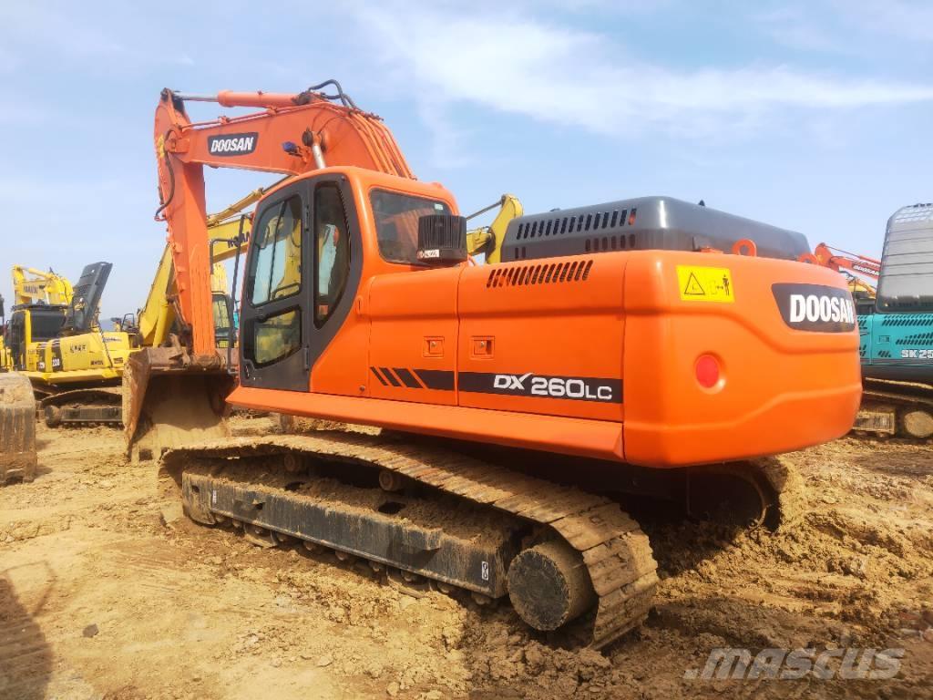 Doosan DX260LC Rupsgraafmachines