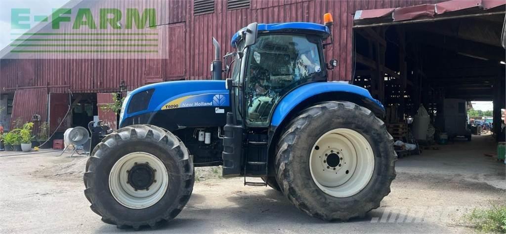 New Holland T6090 Tractoren