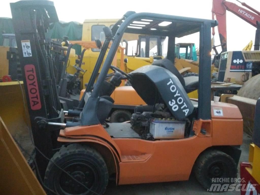 Toyota FD 30 Diesel heftrucks