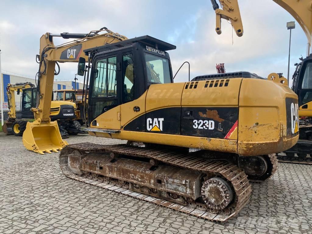 CAT 323D NVT Rupsgraafmachines