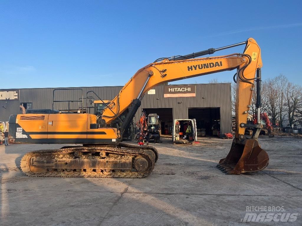 Hyundai HX 330 L Rupsgraafmachines