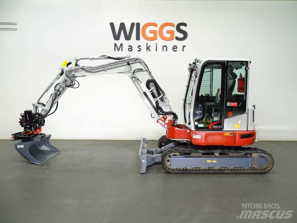 Takeuchi TB 257 FR Minigraafmachines < 7t