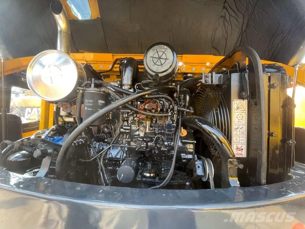 Hyundai 60w-9 Rupsgraafmachines