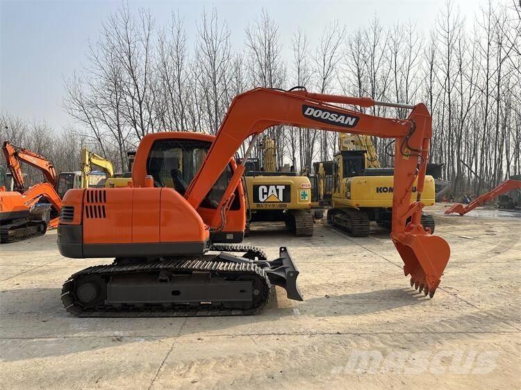 Doosan DX75 Rupsgraafmachines