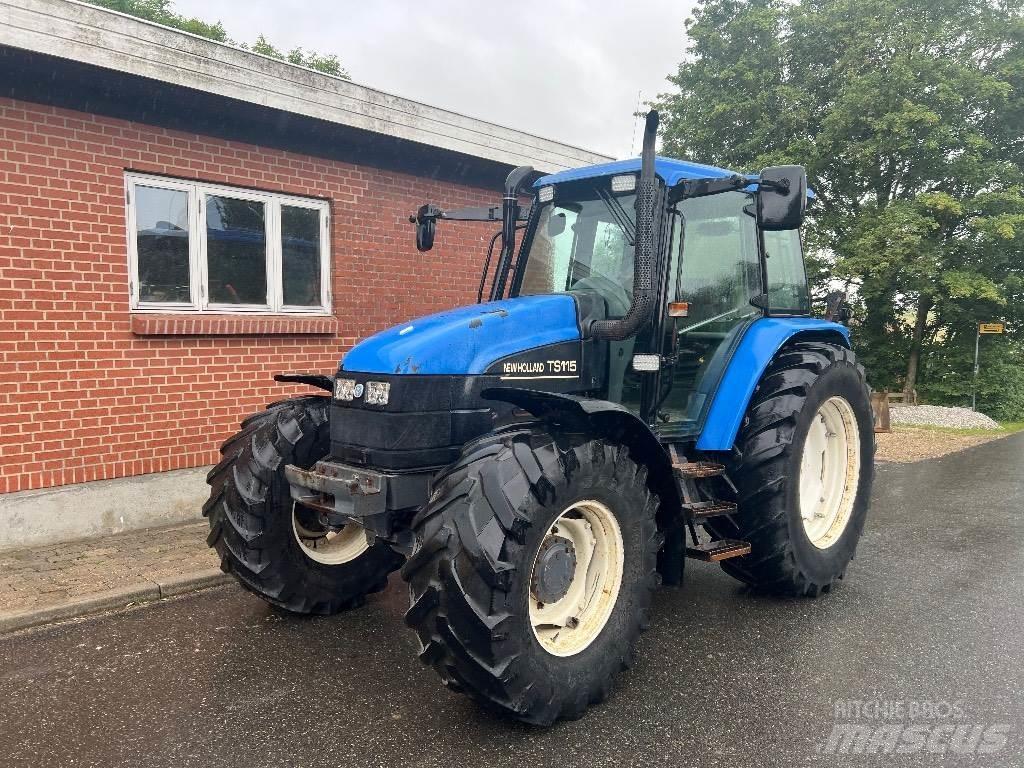 New Holland TS 115 Tractoren