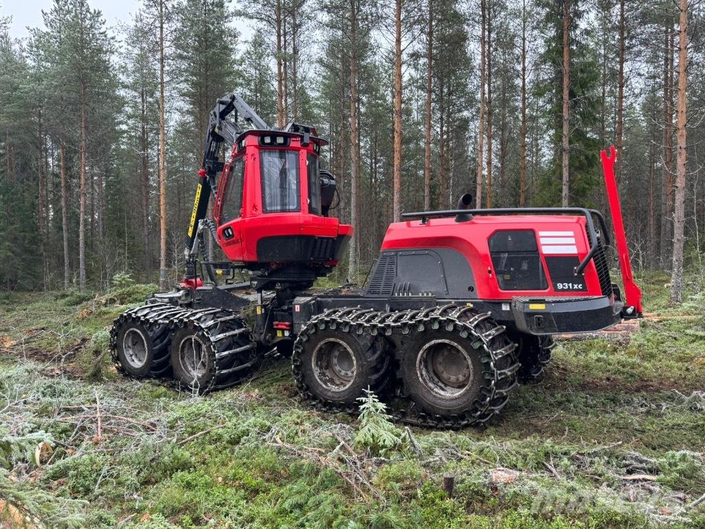 Komatsu 931 XC Harvesters