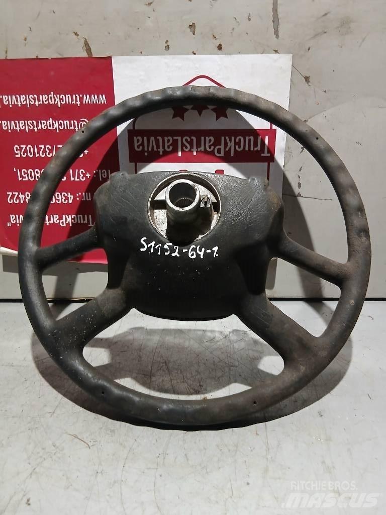 Scania R 440   1327026 Cabine en interieur